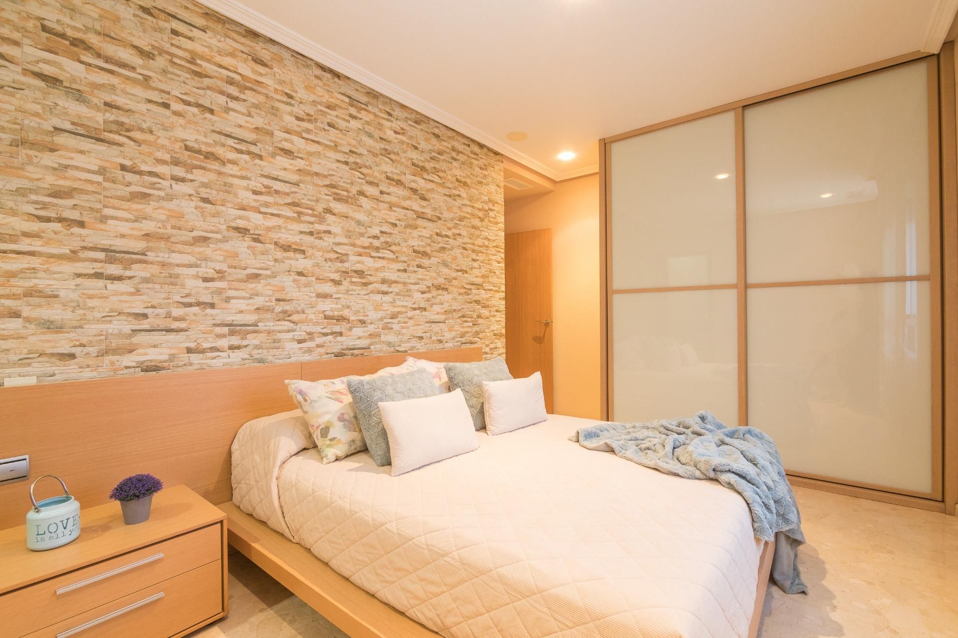 Piso en venta en  PABLO SURRA DE GARAY, 23, Carrús Oeste