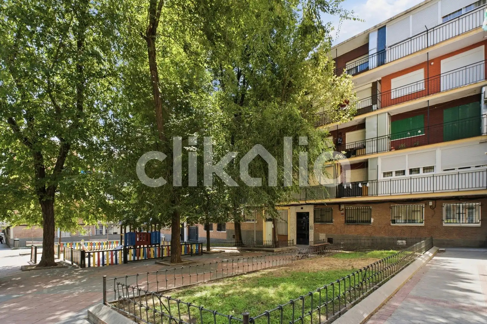 Vista exterior de Piso de alquiler en Madrid con Calefacción y Terraza