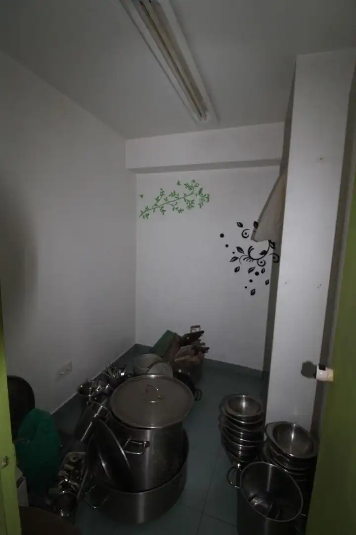 Cocina de Local de alquiler en Oviedo 