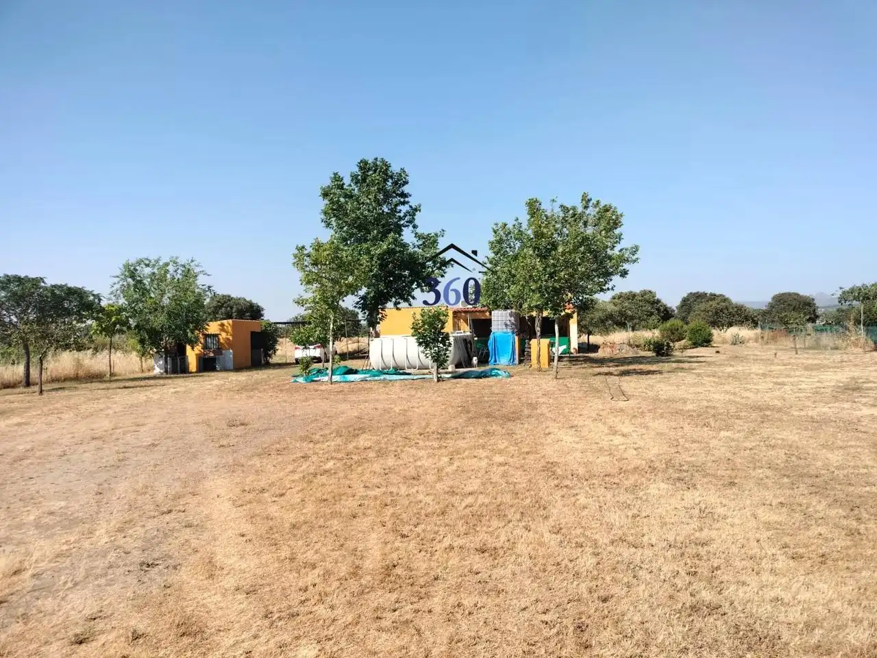 Finca rústica en venta en Alcuéscar