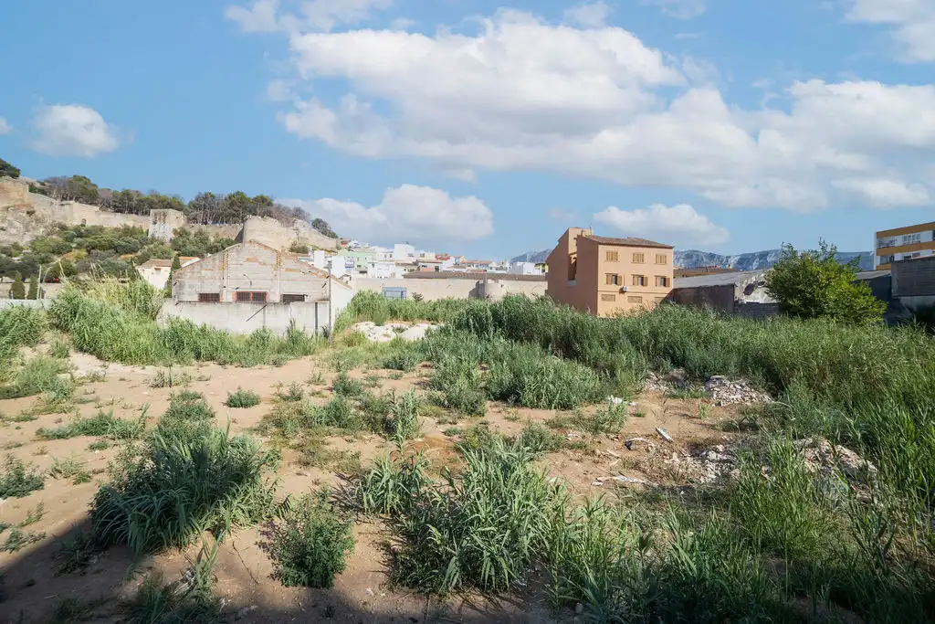 Terreno en venta en Dénia