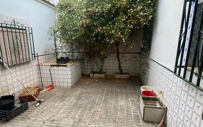 Jardí de Casa o xalet en venda en Utrera amb Terrassa