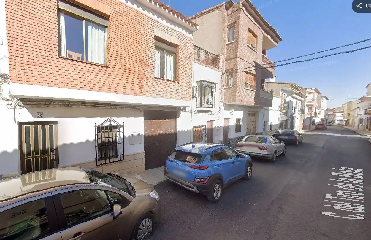 Vista exterior de Piso en venta en Tarazona de la Mancha