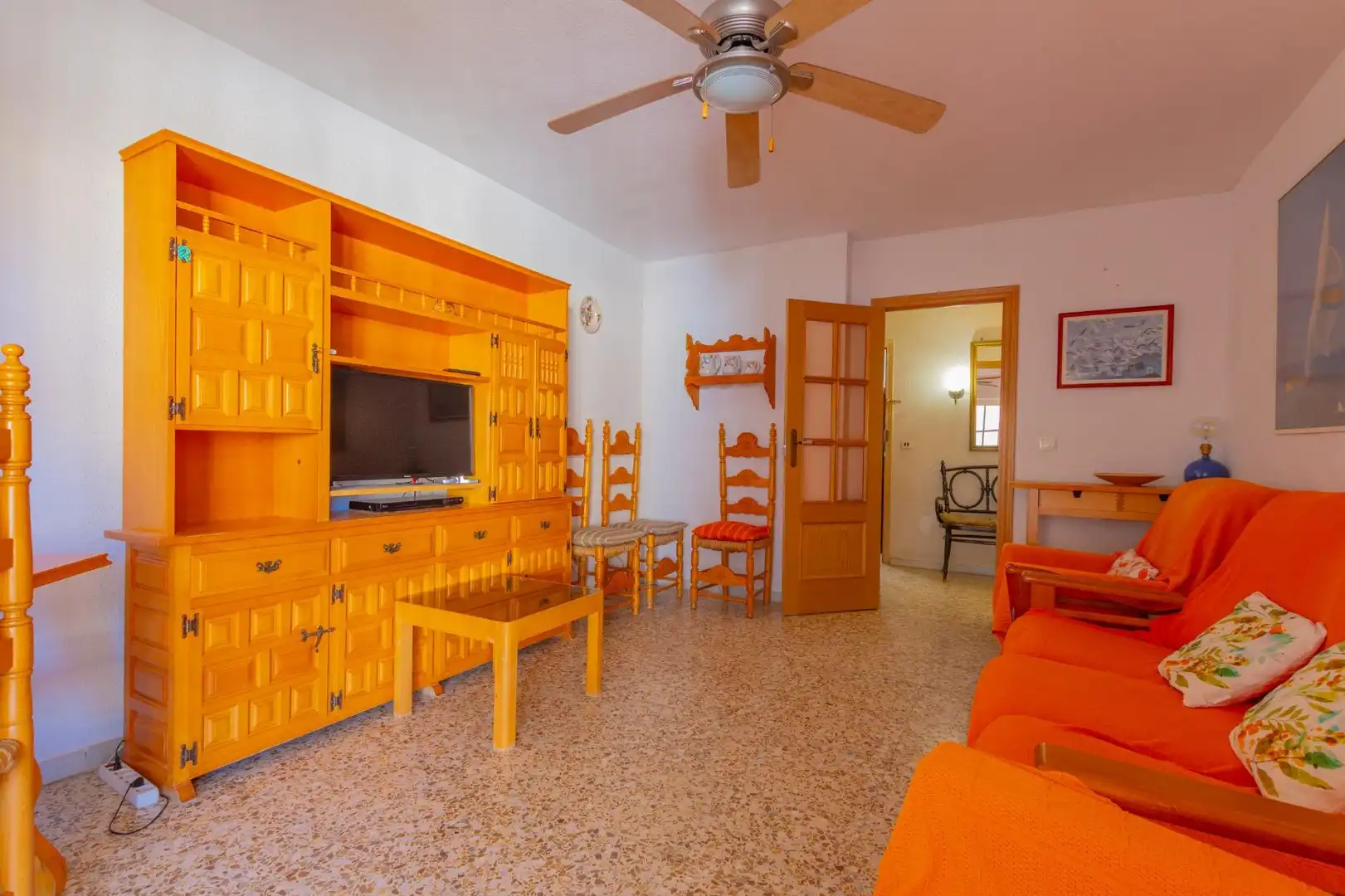 Sala de estar de Piso en venta en Águilas con Terraza, Amueblado y Balcón
