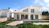 Vista exterior de Casa o xalet en venda en Es Mercadal amb Aire condicionat, Calefacció i Jardí privat