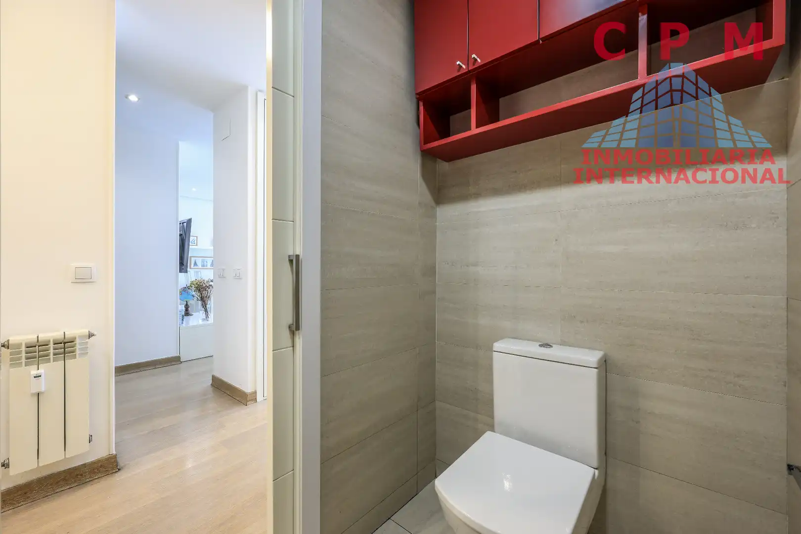 Bathroom of Flat for rent in Madrid  with Air Conditioner, Heating and Parquet flooring