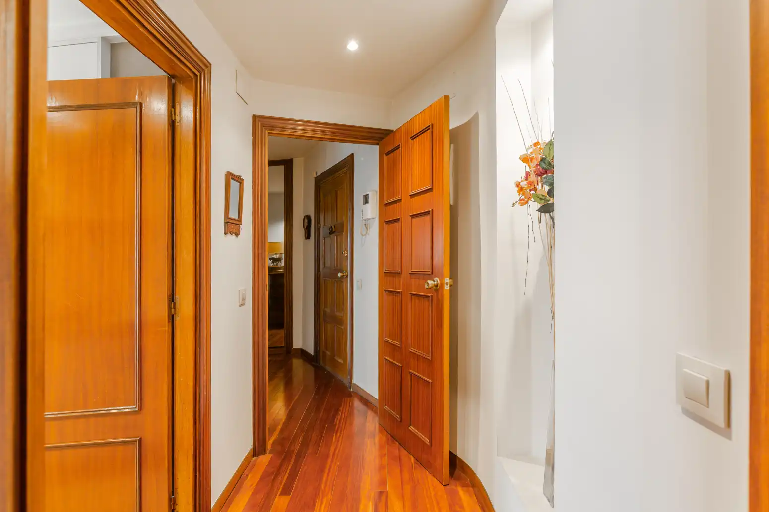 Piso en venta en  Pamplona / Iruña con Calefacción, Terraza y Amueblado