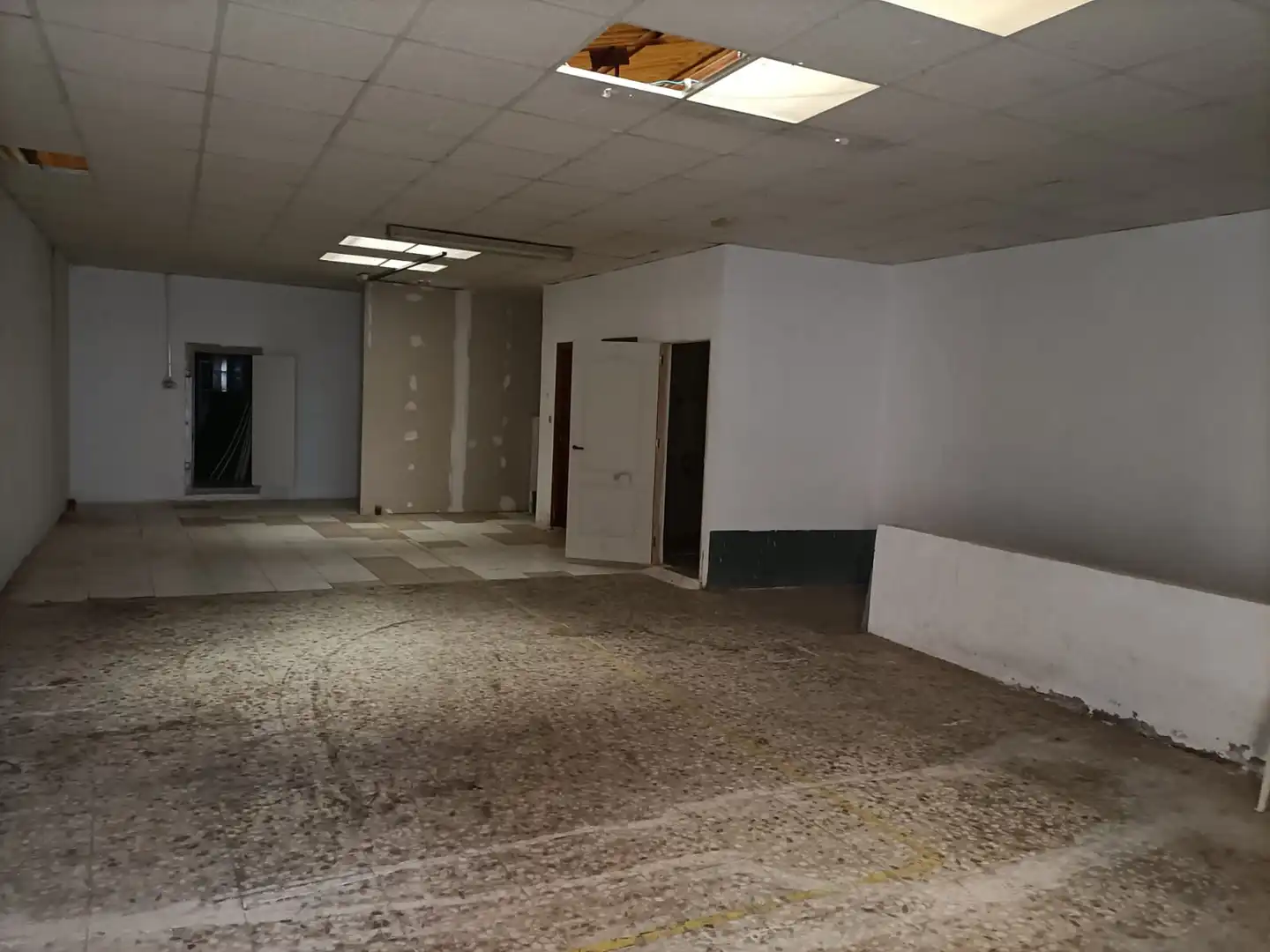 Local commercial à vendre à Mora, imagen 4