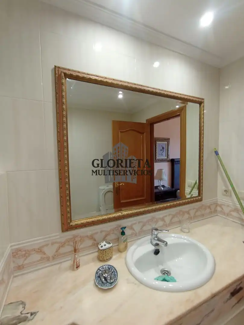 Baño de Casa adosada en venta en Baiona con Calefacción, Parquet y Terraza