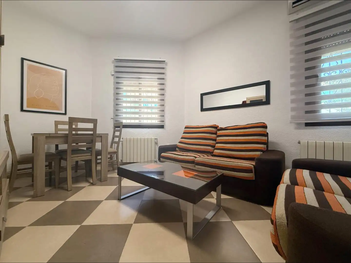 Sala de estar de Piso de alquiler en Granada con Aire acondicionado, Calefacción y Amueblado