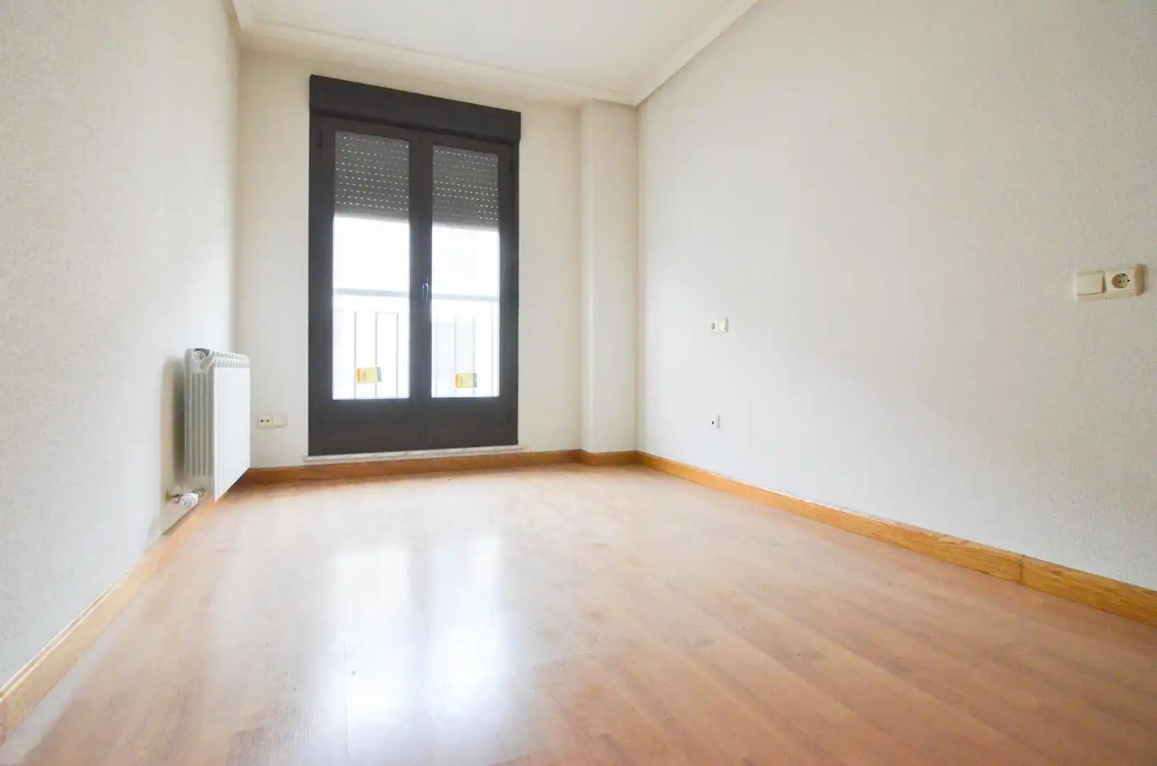 Bedroom of Flat for sale in La Fuente de San Esteban   with Heating, Storage room and Balcony