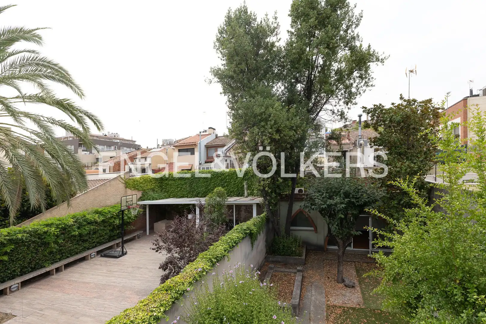 Terrassa de Casa adosada en venda en Sabadell amb Aire condicionat, Calefacció i Jardí privat