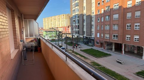 Foto 2 de Piso en venta en Calle Río Valdellorma, El Soto, León Capital