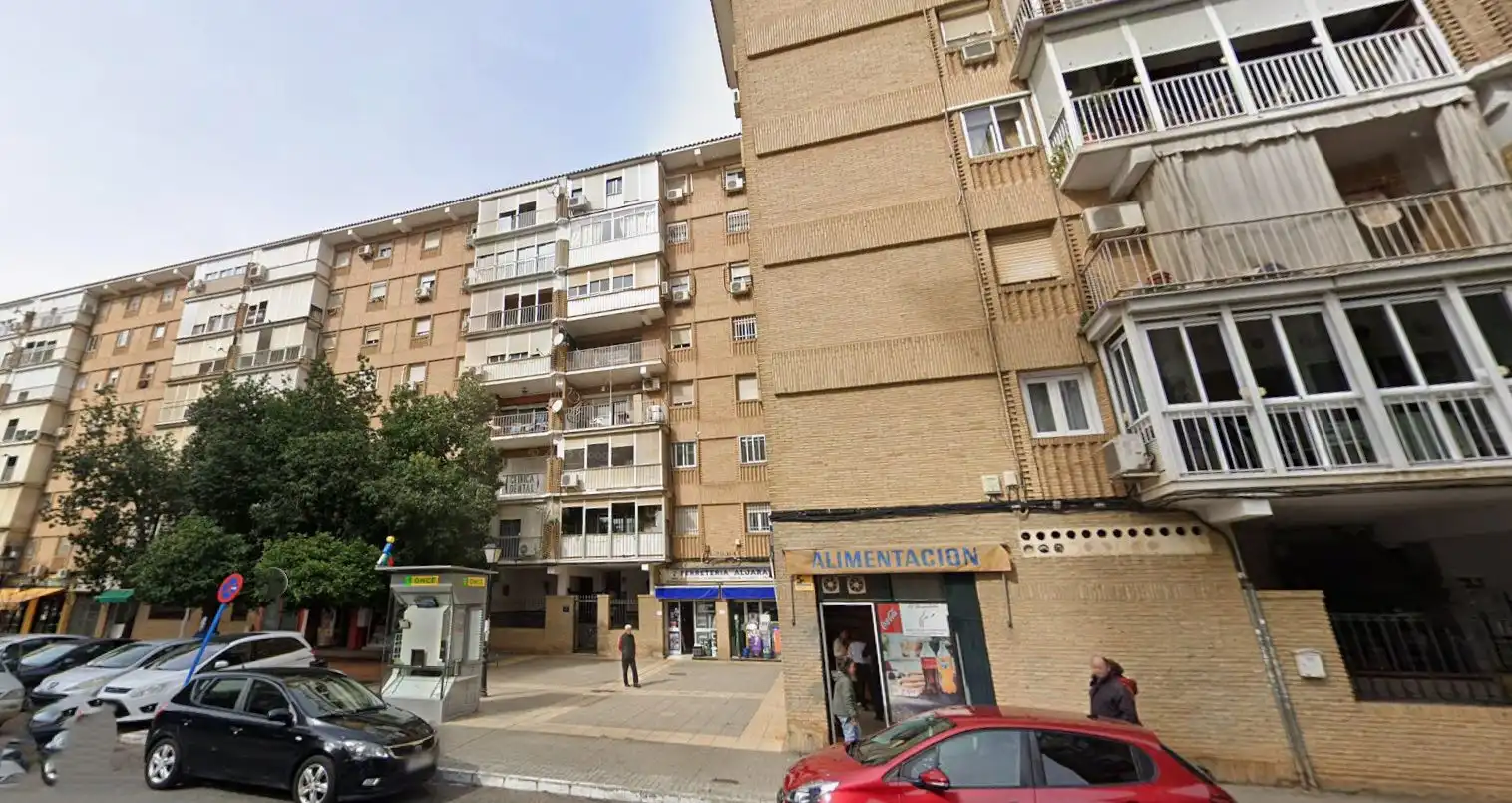 Vista exterior de Apartament en venda en Mairena del Aljarafe