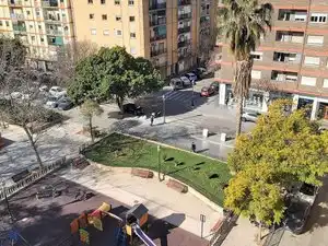 Vista exterior de Piso en venta en Valencia con Aire acondicionado, Horno y Balcón