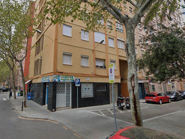 Gewerbefläche zum Verkauf in Calle Patronato