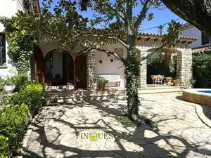 Vista exterior de Casa o xalet en venda en Aiguamúrcia amb Jardí privat, Terrassa i Traster