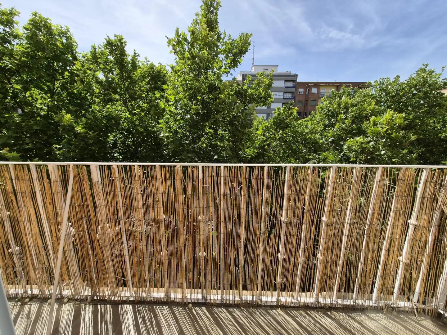 Vista exterior de Piso en venta en Valladolid con Calefacción, Terraza y Balcón