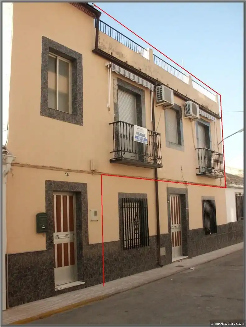 Vista exterior de Pis en venda en Sabiote amb Terrassa, Traster i Balcó