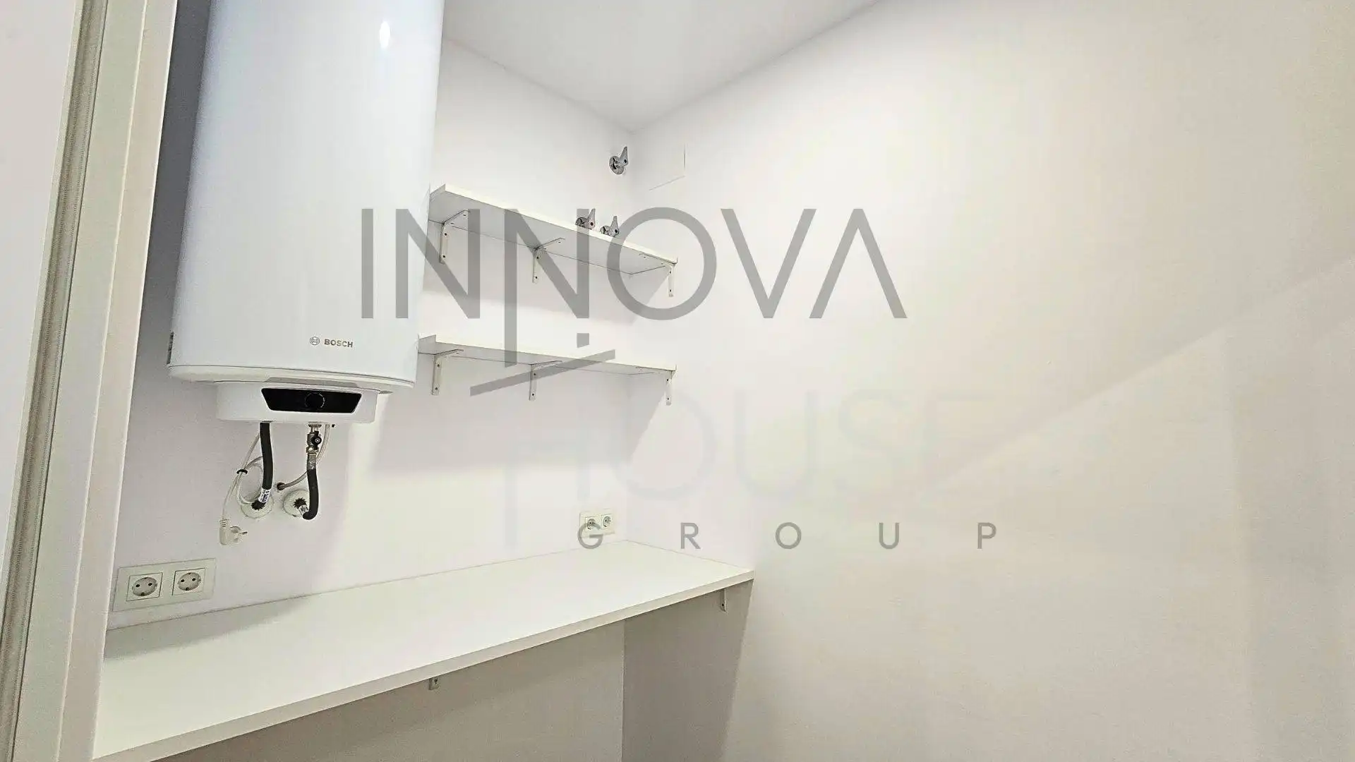 Planta baja en venta en Carrer de les Aigües del Llobregat, La Florida