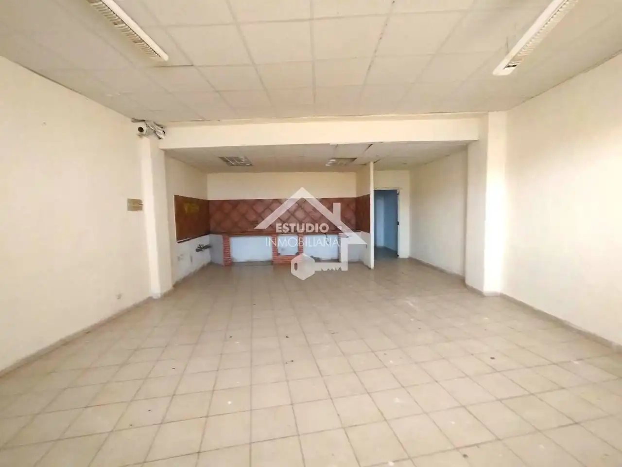 Geschaftsraum zur Miete in Viana