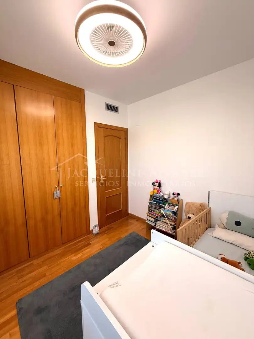 Habitación de Ático en venta en Parla con Aire acondicionado, Calefacción y Terraza