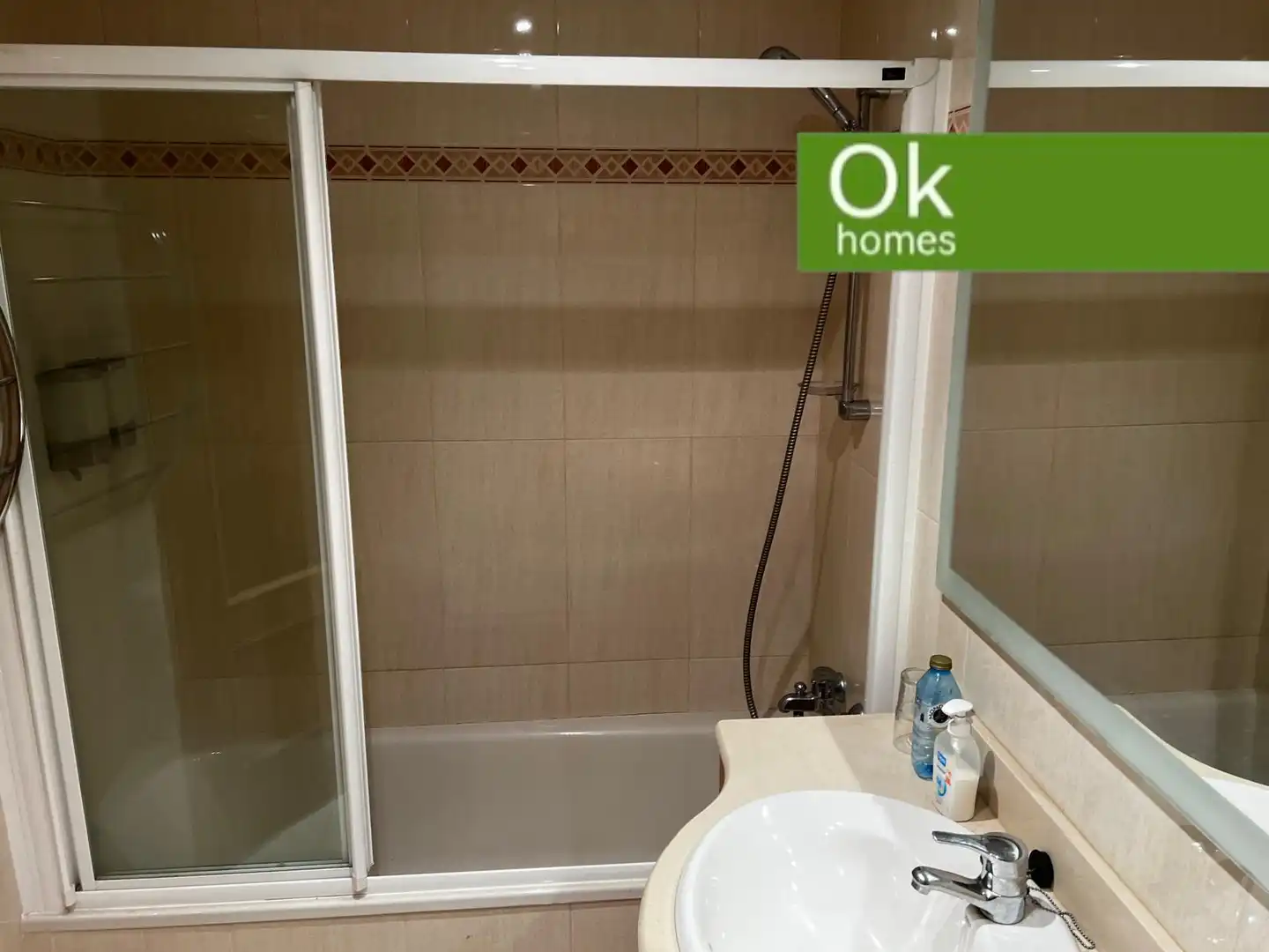 Baño de Apartamento en venta en Sada (A Coruña) con Calefacción, Parquet y Trastero