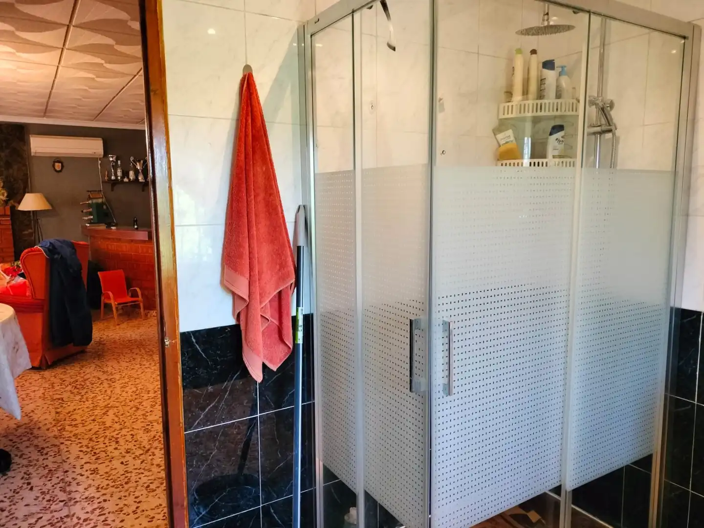 Baño de Casa o chalet en venta en Almodóvar del Campo con Aire acondicionado, Calefacción y Terraza