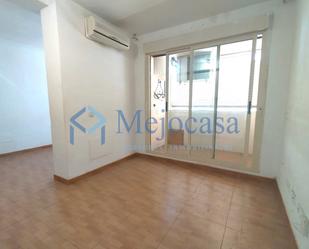 Dormitori de Apartament en venda en  Madrid Capital amb Aire condicionat, Calefacció i Balcó
