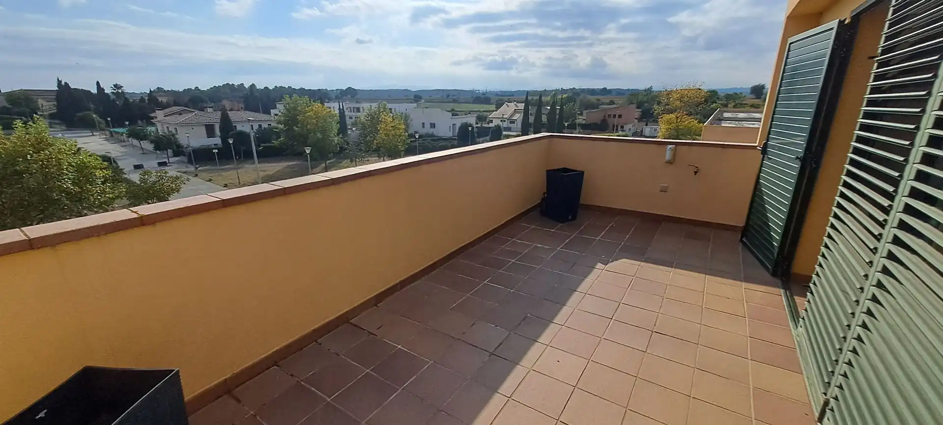 Terraza de Casa o chalet en venta en Navata con Aire acondicionado, Calefacción y Jardín privado