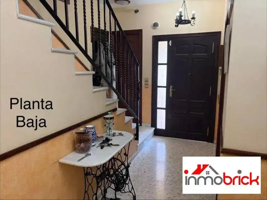 Casa in vendita a Cabra, imagen 2