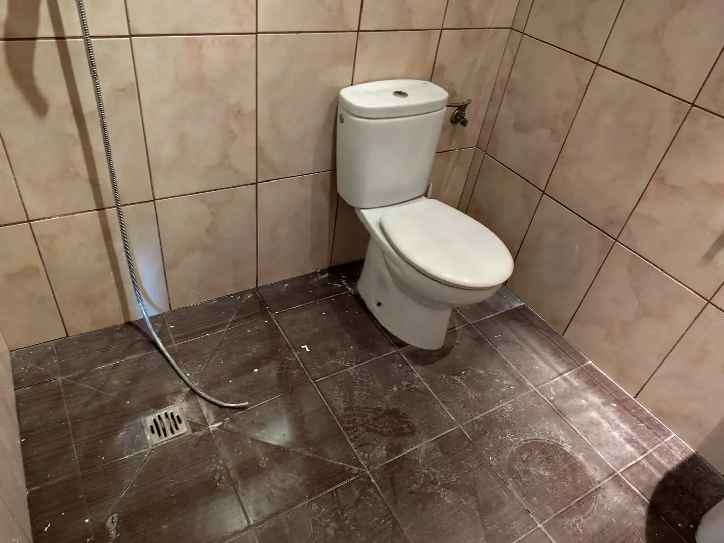 Badezimmer von Fabrikhallen zur Miete in Valladolid