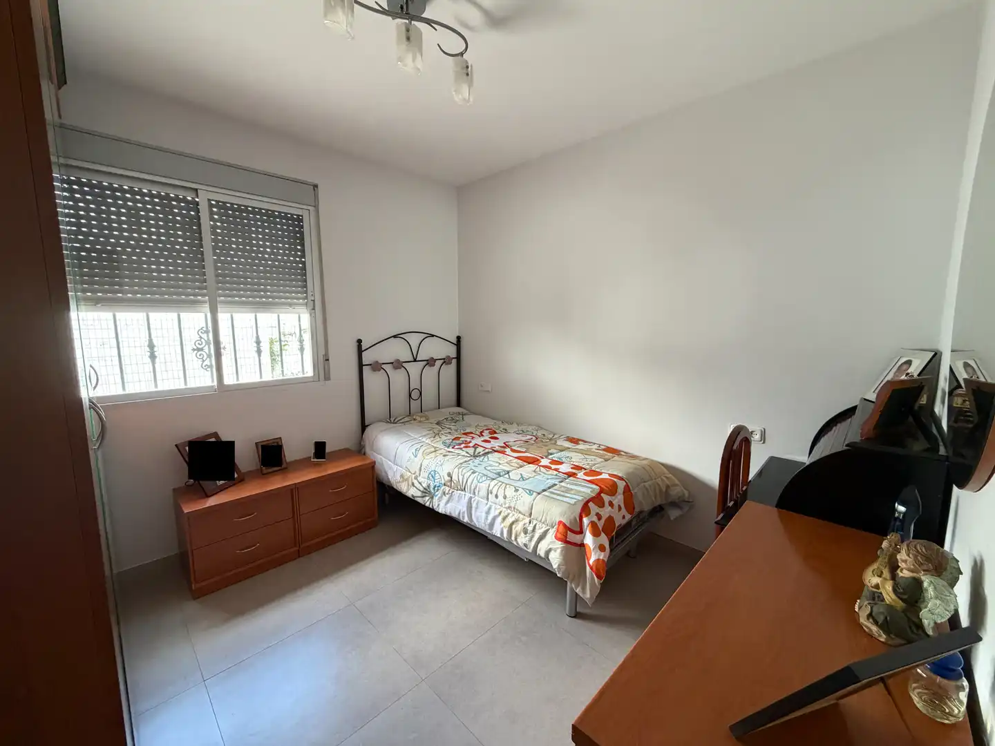 Dormitori de Casa o xalet en venda en Torreperogil amb Aire condicionat, Jardí privat i Traster