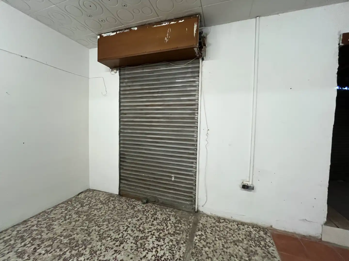 Local en venda en Barcelona amb Internet i Alarma