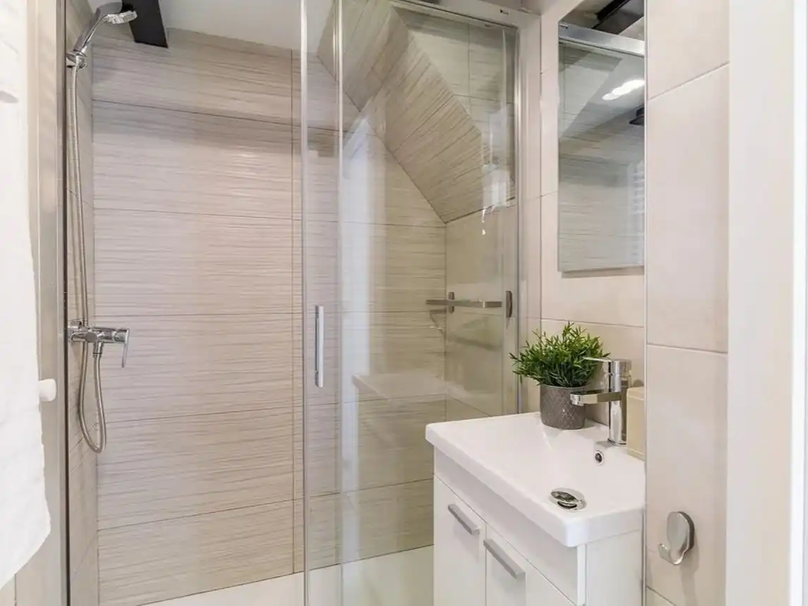 Bany de Apartament per a compartir en Zamora Capital  amb Aire condicionat i Moblat