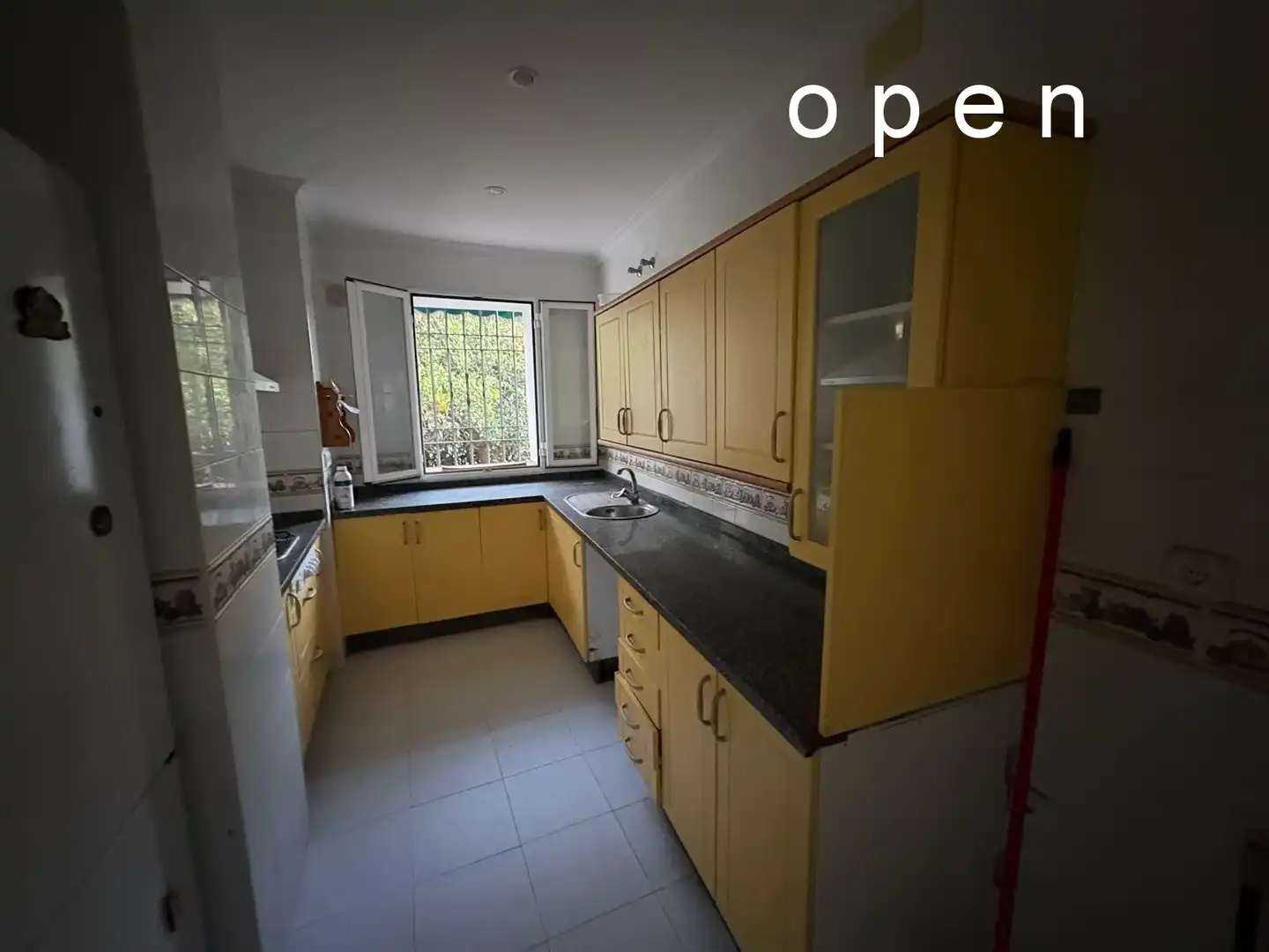 Cocina de Casa o chalet en venta en Córdoba con Aire acondicionado, Calefacción y Jardín privado