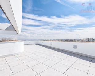 Terrace of Attic to rent in  Madrid Capital  with Air Conditioner, Terrace and Balcony