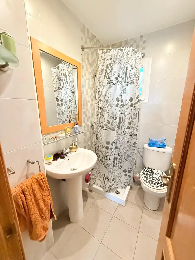 Baño de Piso en venta en Málaga con Aire acondicionado y Amueblado