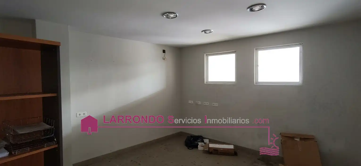 Business premises for sale in Carrer del Mestre Roca 13, imagen 13