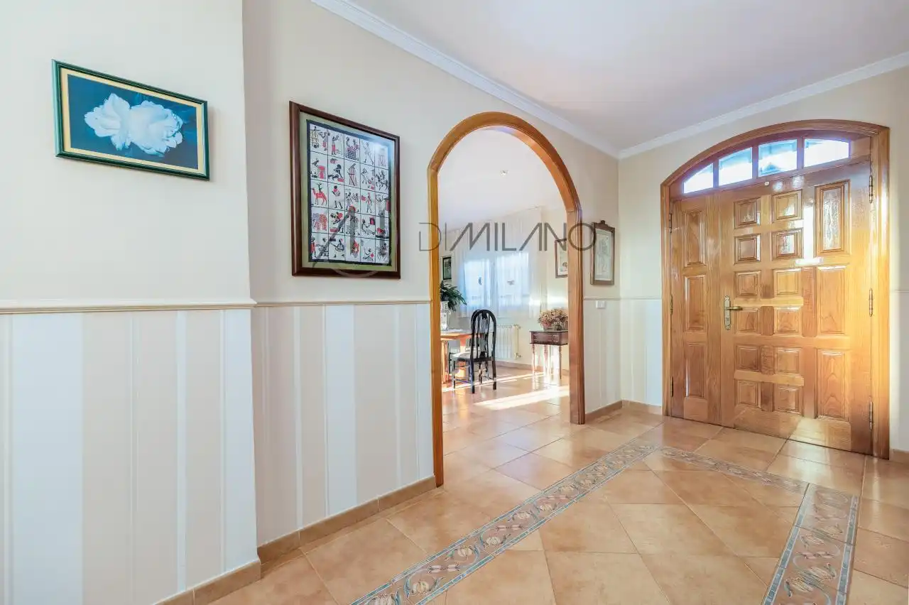 Casa o xalet en venda en Nigrán amb Calefacció, Jardí privat i Terrassa