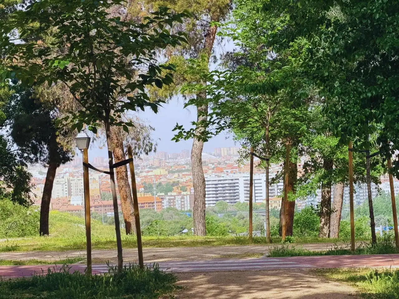 Vista exterior de Planta baja en venta en Madrid