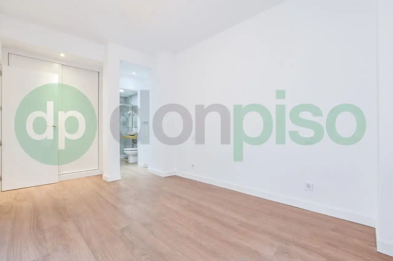 Wohnung zur Miete in Madrid mit Klimaanlage, Heizung und Terrasse