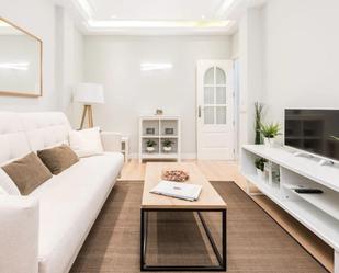 Sala d'estar de Apartament de lloguer en Puerto del Rosario amb Aire condicionat i Alarma