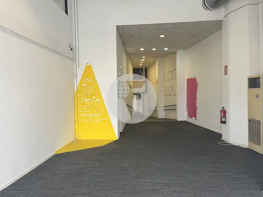 Local en venta en Barcelona con Aire acondicionado y Calefacción