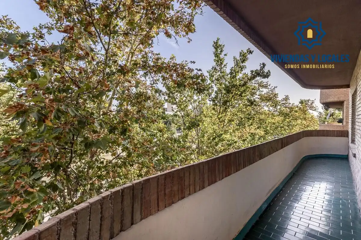 Piso con terraza en venta en Calle del Profesor Agustín Escribano 7, imagen 4