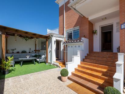 Terrassa de Casa adosada en venda en Albolote amb Aire condicionat, Terrassa i Piscina