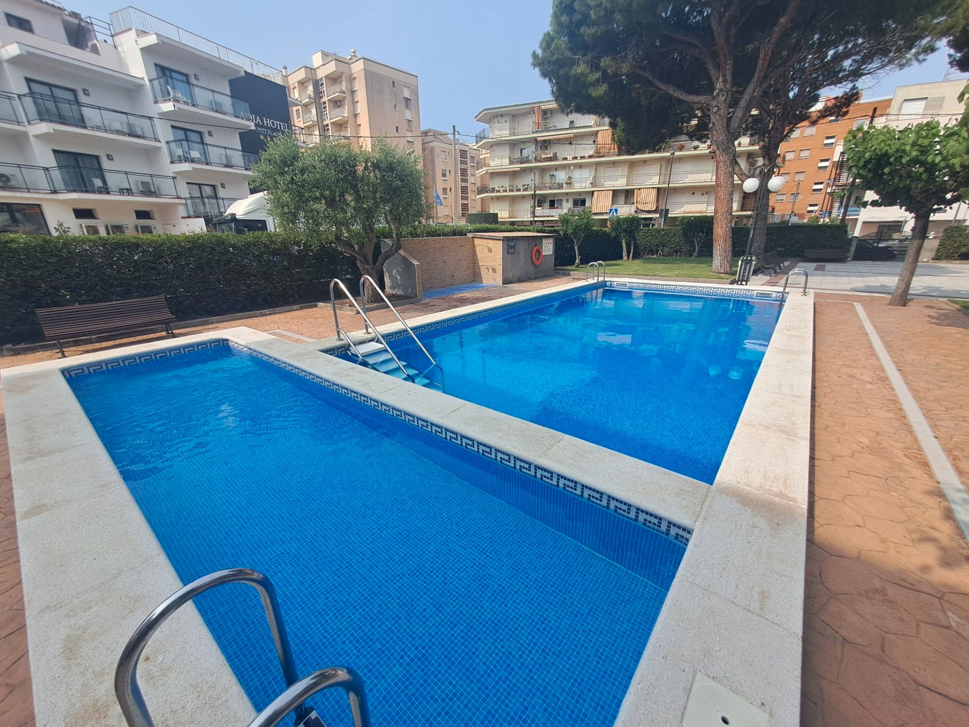 Swimming pool of Flat for sale in Cunit  with Private garden, Terrace and Swimming Pool