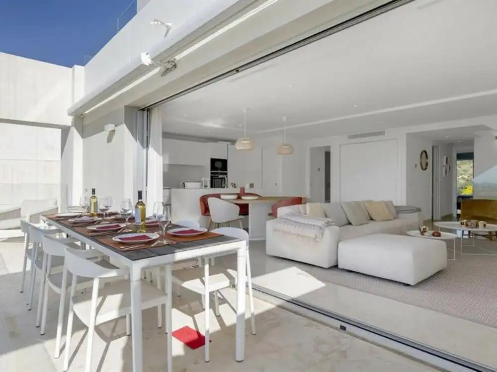Penthouse with pool for sale in Nueva Andalucía, imagen 3