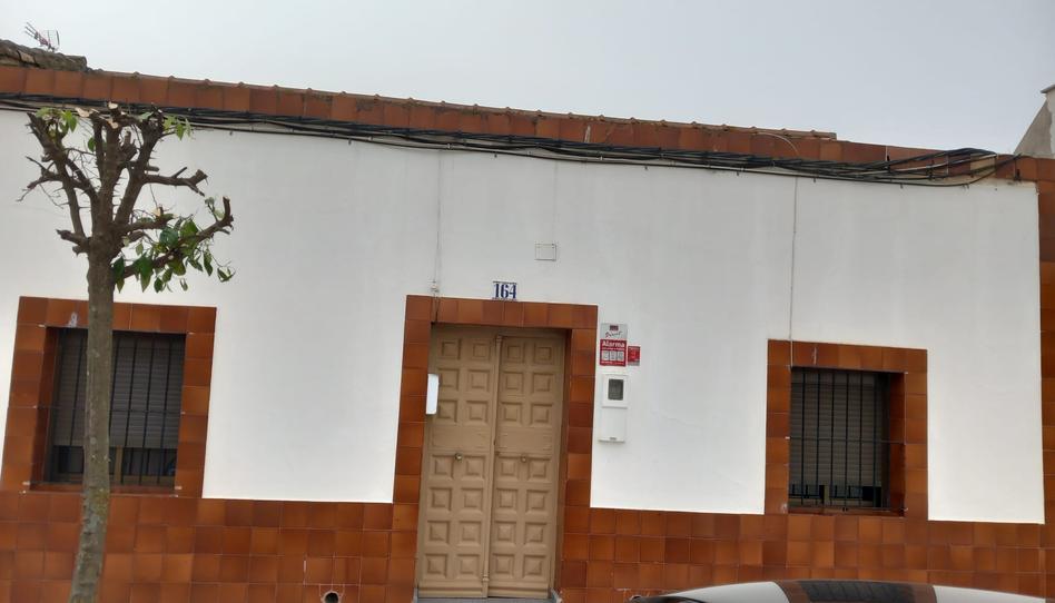 Photo 1 of Single-family semi-detached for sale in Avenida de Extremadura, 164, Talavera la Real, Badajoz