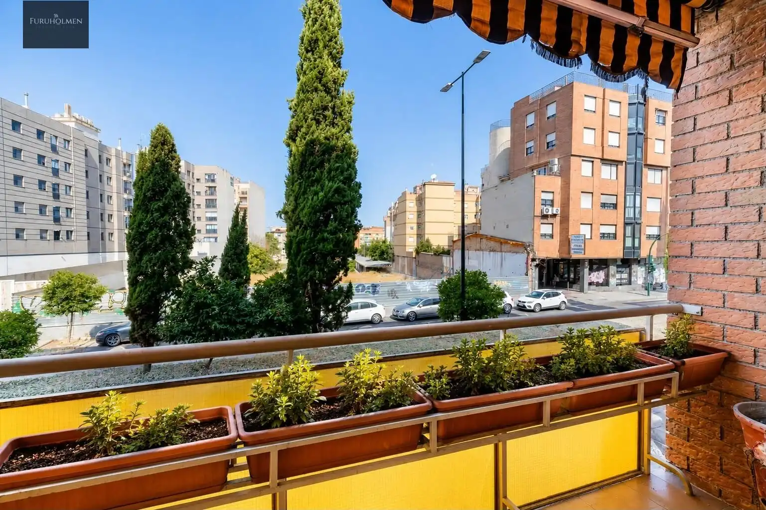Pis amb ascensor en venda a Camino de Ronda